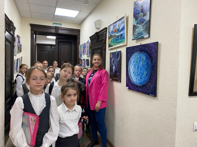 Открытие выставки детского рисунка «Космос рядом» в музее
